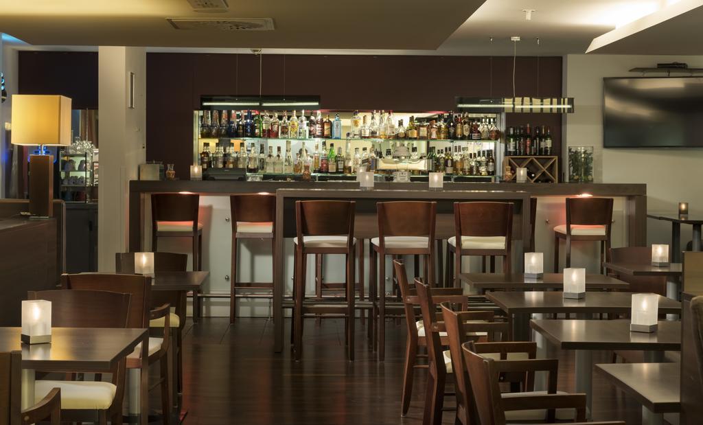 Mercure Hotel Düsseldorf Süd Facilidades foto