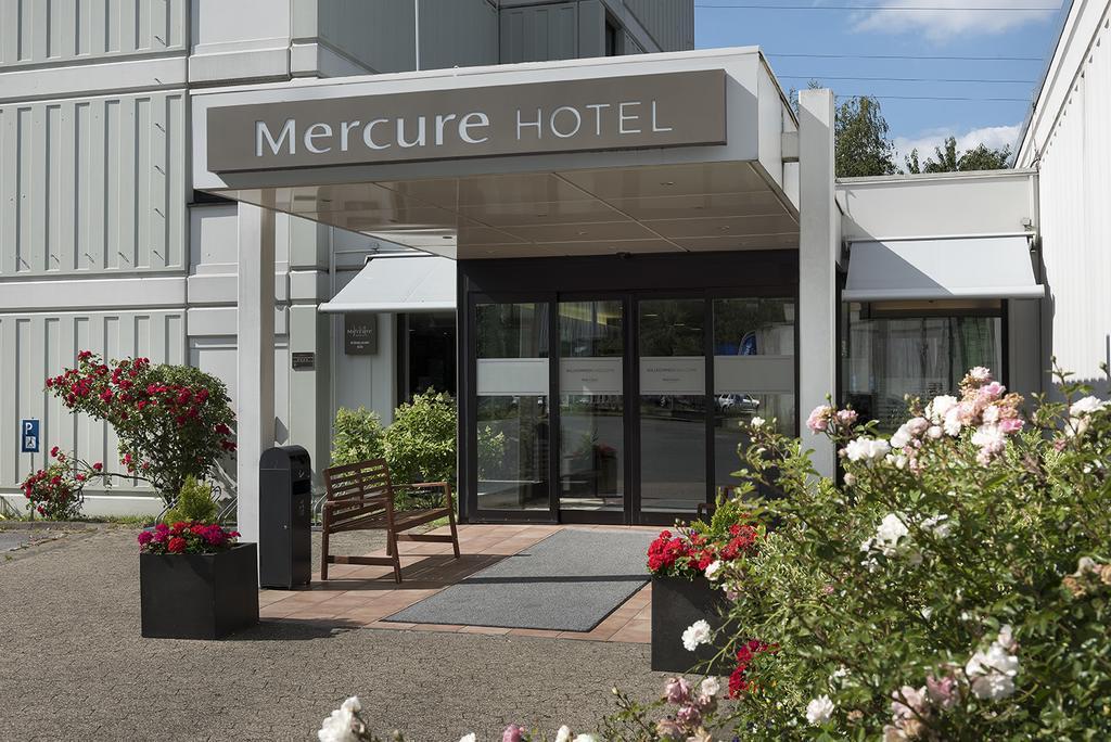 Mercure Hotel Düsseldorf Süd Exterior foto